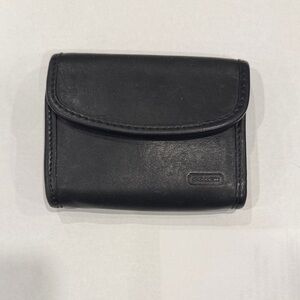 Vintage 90s’ Coach Black Leather Compact Wallet